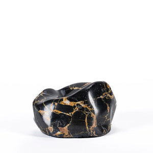 Flow - kertastjaki úr marmara