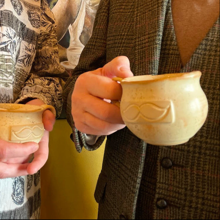 Handrenndur skeggbolli frá Eldstó