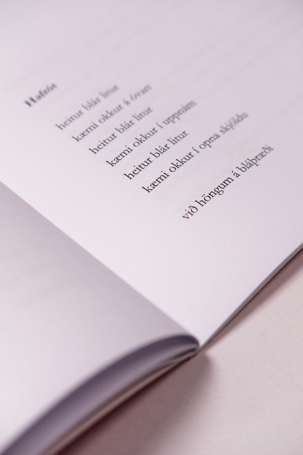 Ódauðleg brjóst - ljóðabók